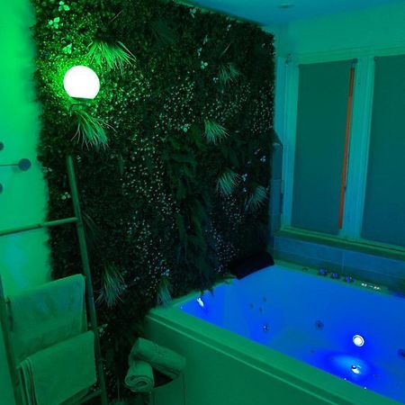 L'Extasia Appartement,Spa Jacuzzi غرونوبل المظهر الخارجي الصورة