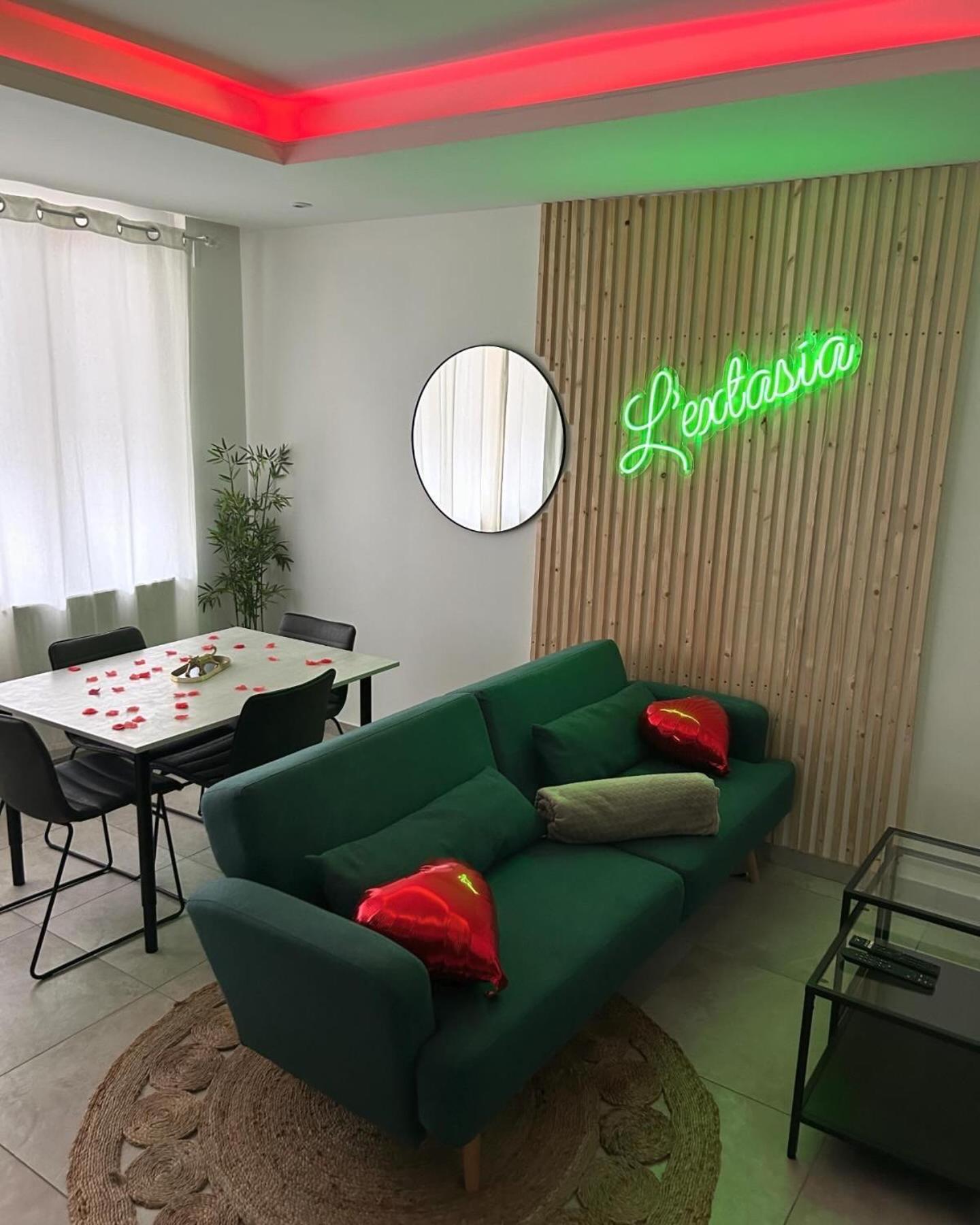 L'Extasia Appartement,Spa Jacuzzi غرونوبل المظهر الخارجي الصورة
